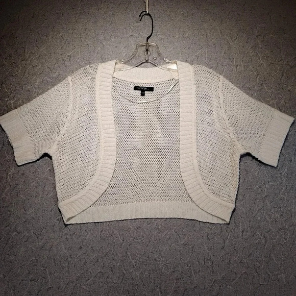 George Women's White Knitted Short Sleeve Bolero NWOT Size Medium - Picture 1 of 9